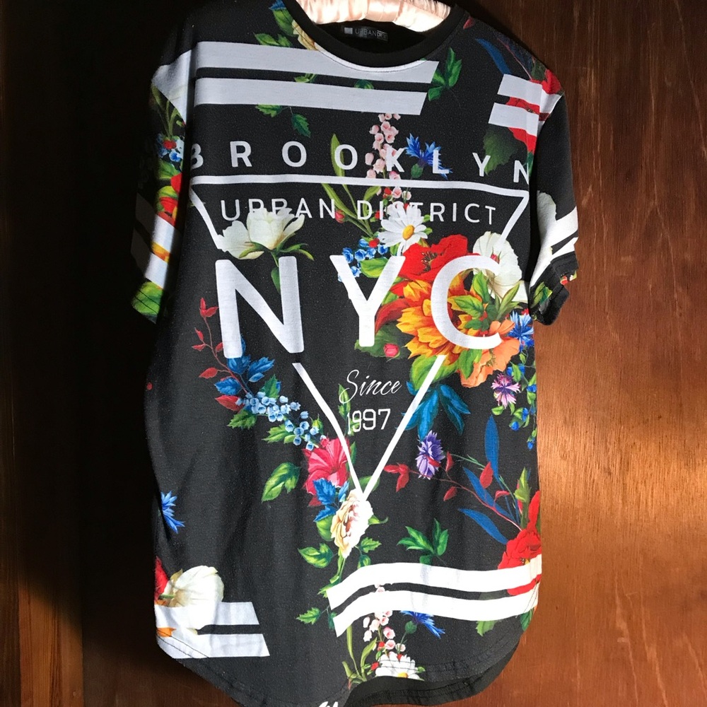 Urban Crews Floral Summer Lightweight T-Shirt